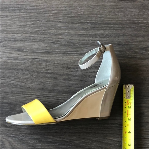 Patent ankle strap wedges - Picture 6 of 7